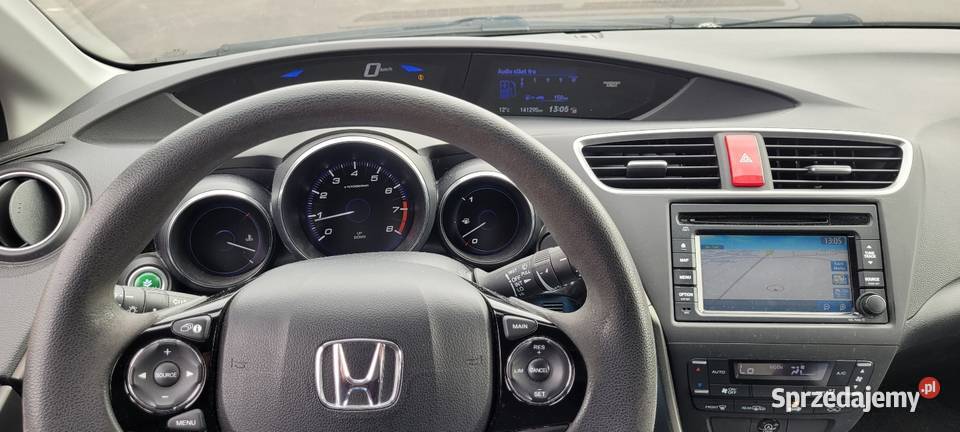 Bezwypadkowa serwis ASO super stan aluminiowe felgi Warszawa