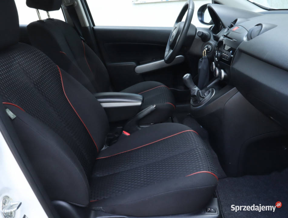Mazda 2 13 i Piaseczno