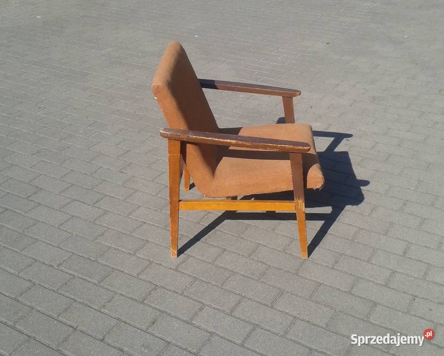 Fotel PRL do małych wnętrzlekki ciekawy design Gdynia