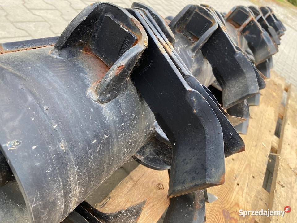 Wał roboczy Rotor kosiarki bijakowej Maschio