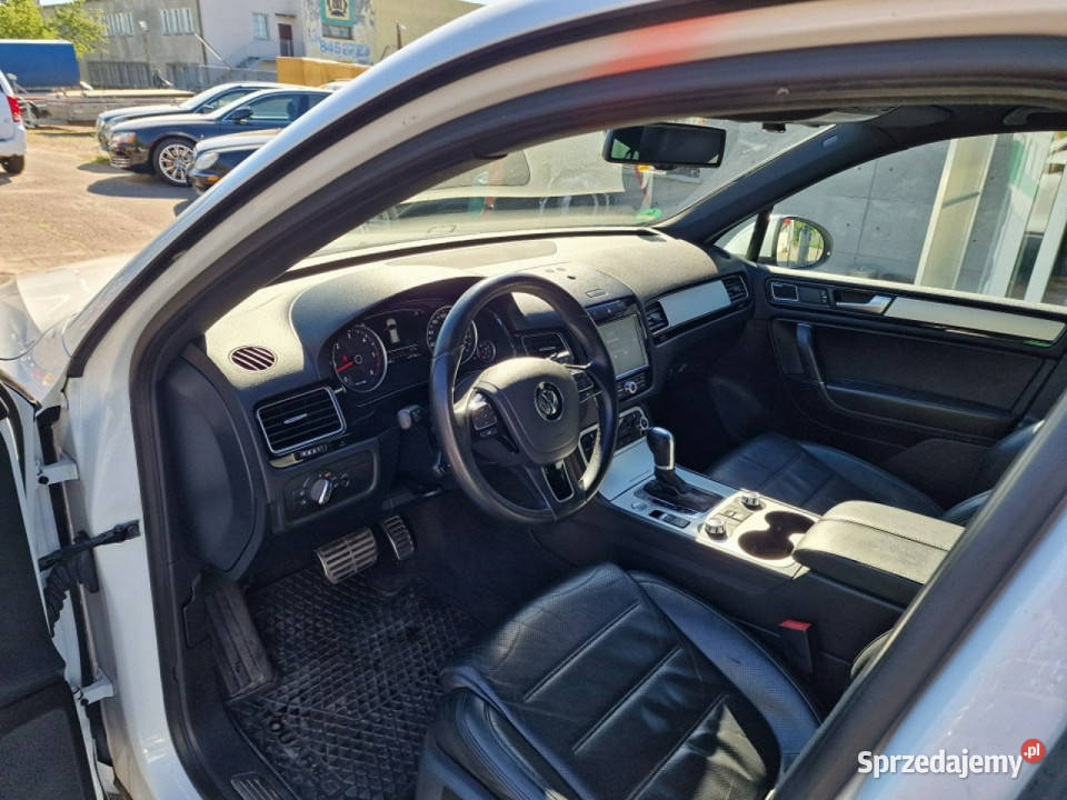 Volkswagen Touareg 30 TDI 245 4X4 Panorama łopatki zmiany biegów Touareg Samochody osobowe