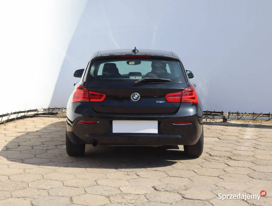 BMW 1 116i światła do jazdy dziennej