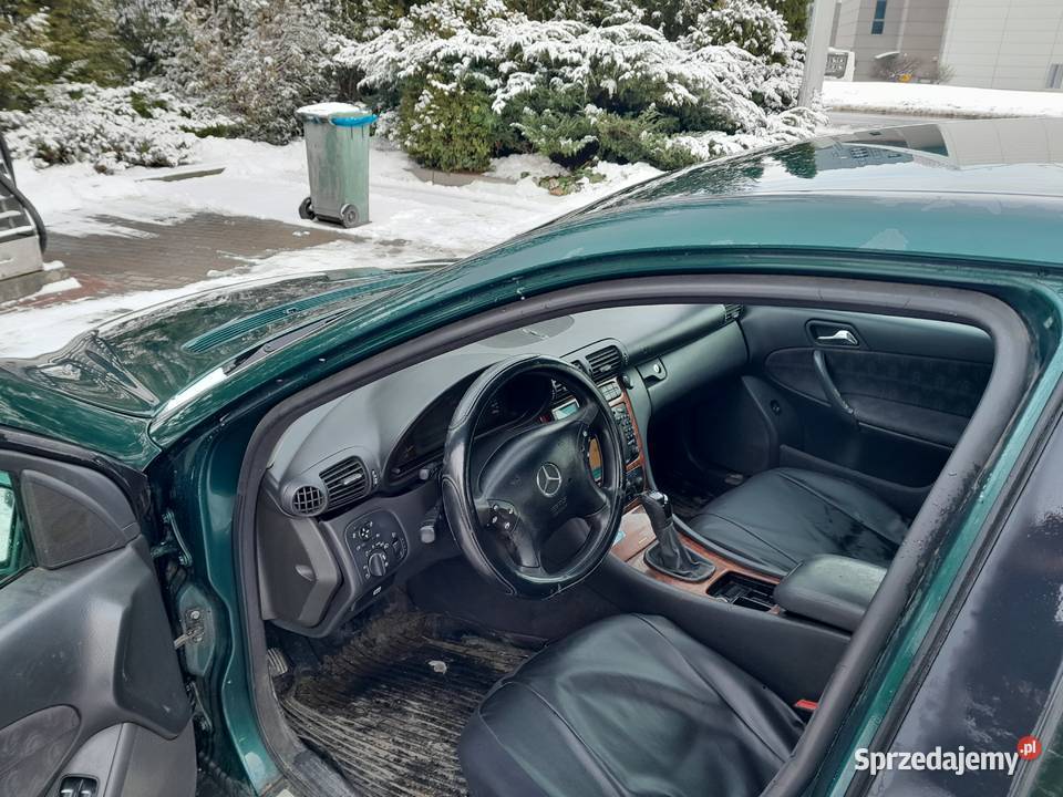 Mercedes C Klasa W203 2001 22 CDI 2200cm3
