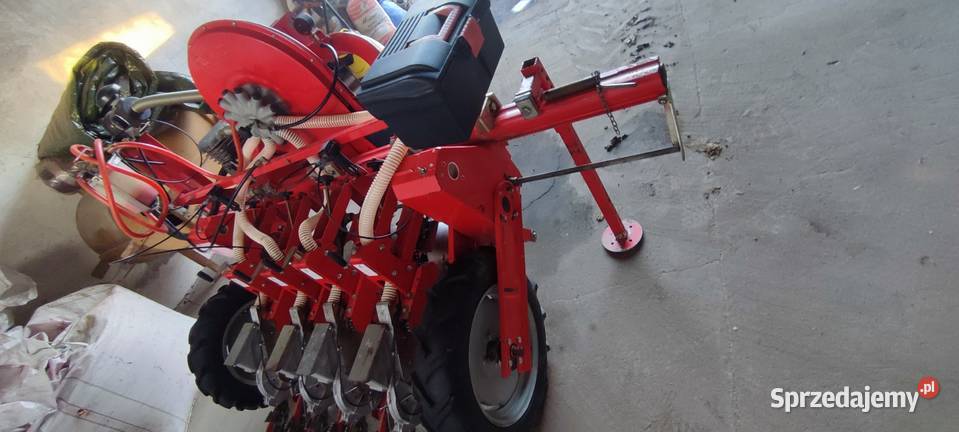 Siewnik pneumatyczny do warzyw Agricola Italiana Radzanowo