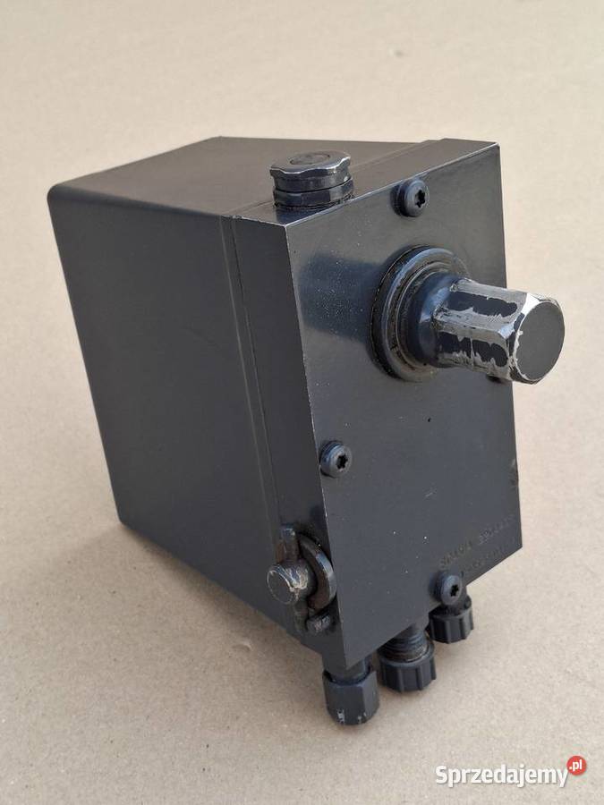 SCANIA POMPKA WYWROTU PRZECHYŁU KABINY 2204435 lubuskie Bieleń