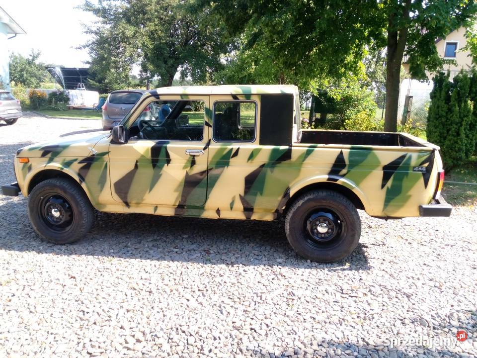 Lada Niva benzyna małopolskie Nowy Sącz