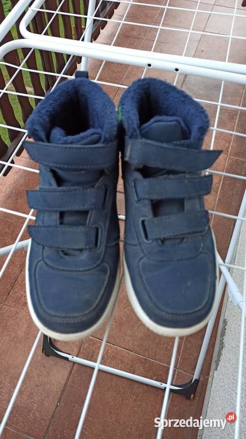 Buty jesiennozimowe z ociepleniem w środku Czernichów