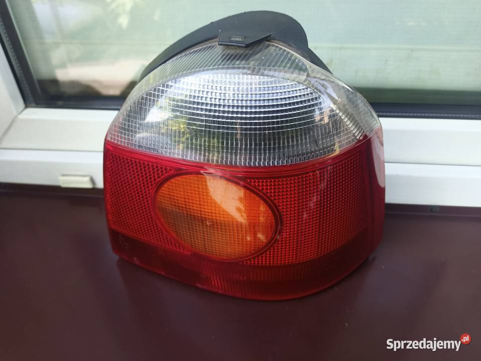 Renault Twingo 1 I lampa tył tylna prawa Sieradz