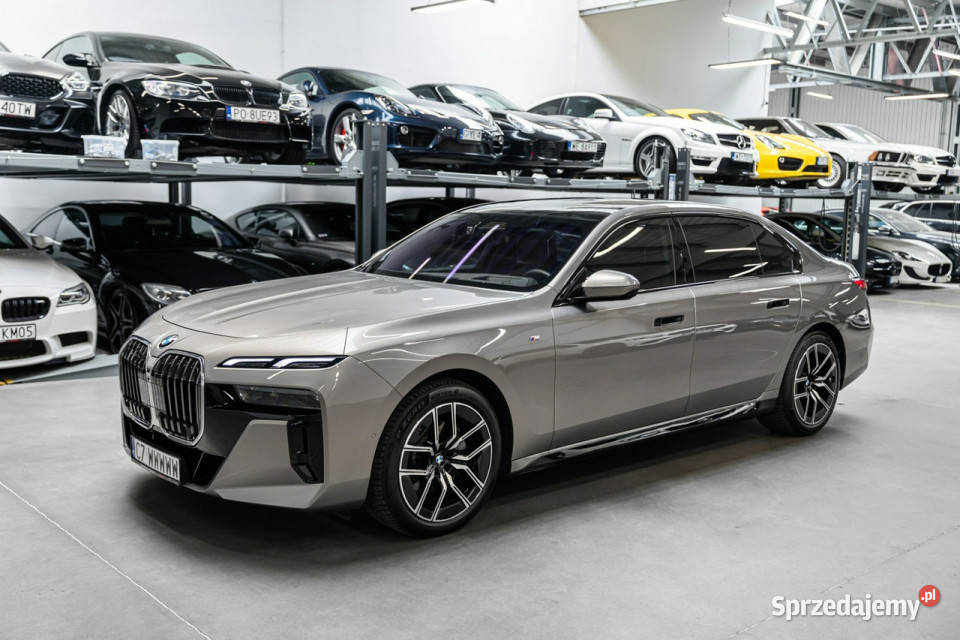 BMW 740 FV 23 Gwarancja 122027 Webasto Sky kurtyny powietrzne Węgrzce