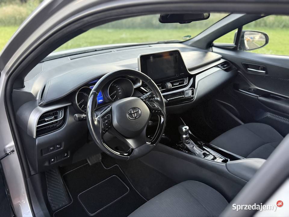 Toyota CHR 18 Hybrid Team Deutschland 1 gniazdo USB C-HR Brwinów