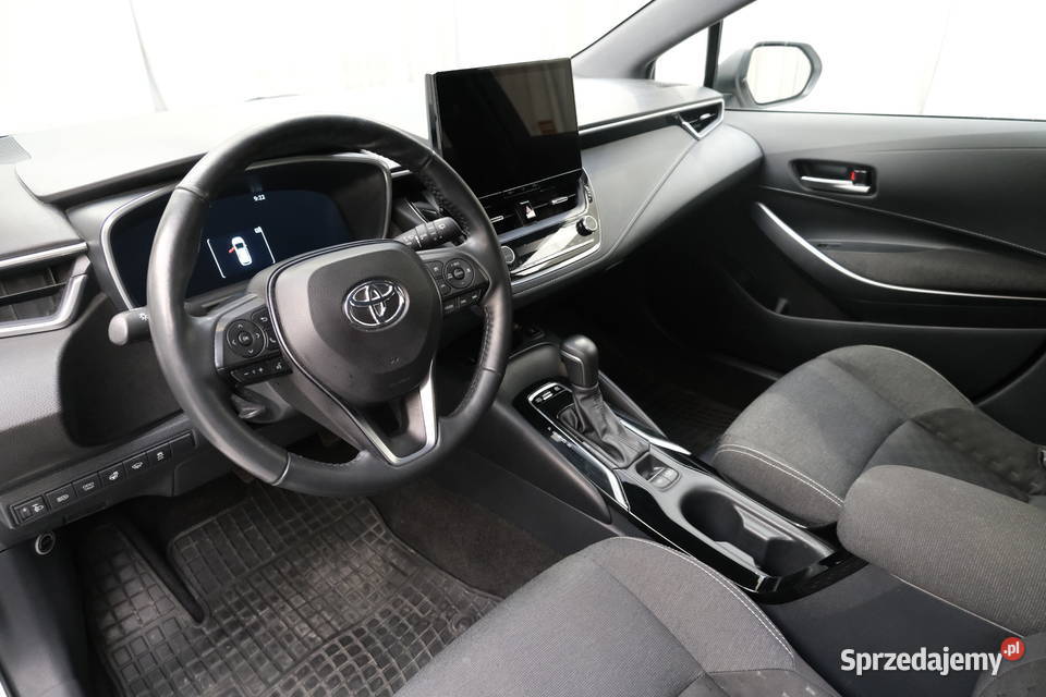 TOYOTA COROLLA 2024 1798 ccm 98 mazowieckie Warszawa