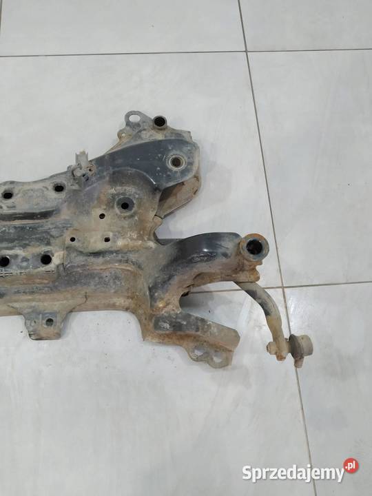 SANKI ZAWIESZENIA PRZÓD E18 Toyota Auris II 2012