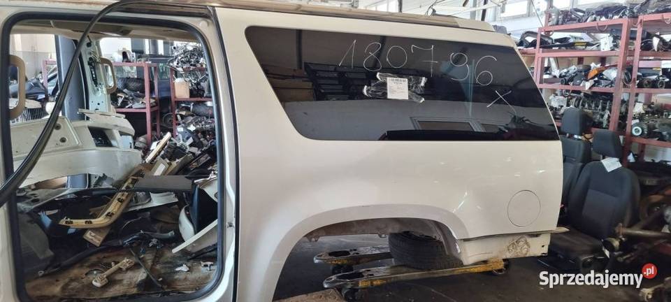 ĆWIARTKA BŁOTNIK LEWY TYŁ CADILLAC ESCALADE ESV Lipno