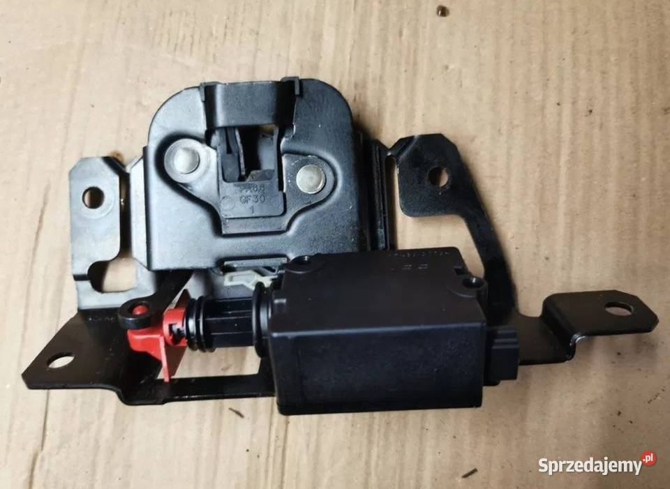 Zamek klapy bagażnika BMW E46 Compact osobowe Pozostałe Żory