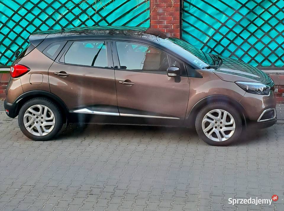 Super zwinne autko z poszukiwanym silnikiem 12 bluetooth Captur Drawno