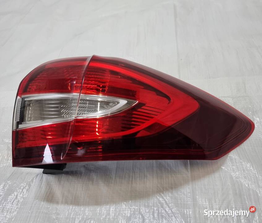 FORD C CMAX II MK2 LAMPA PRAWA TYŁ TYLNA Lampy przednie