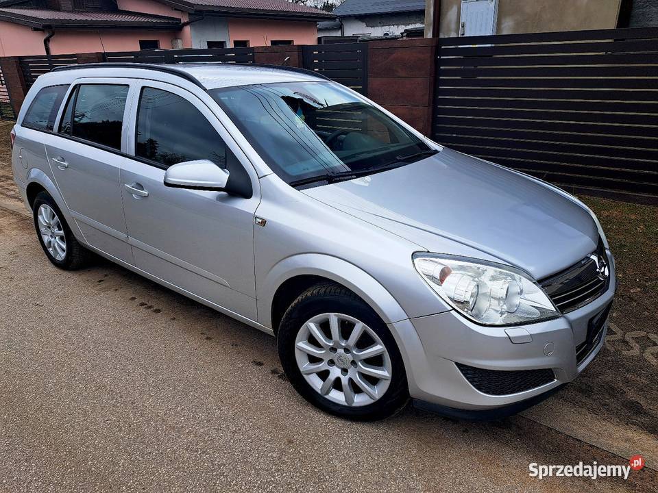 Opel astra H 09r wzorowa bezwypadkowa Łask