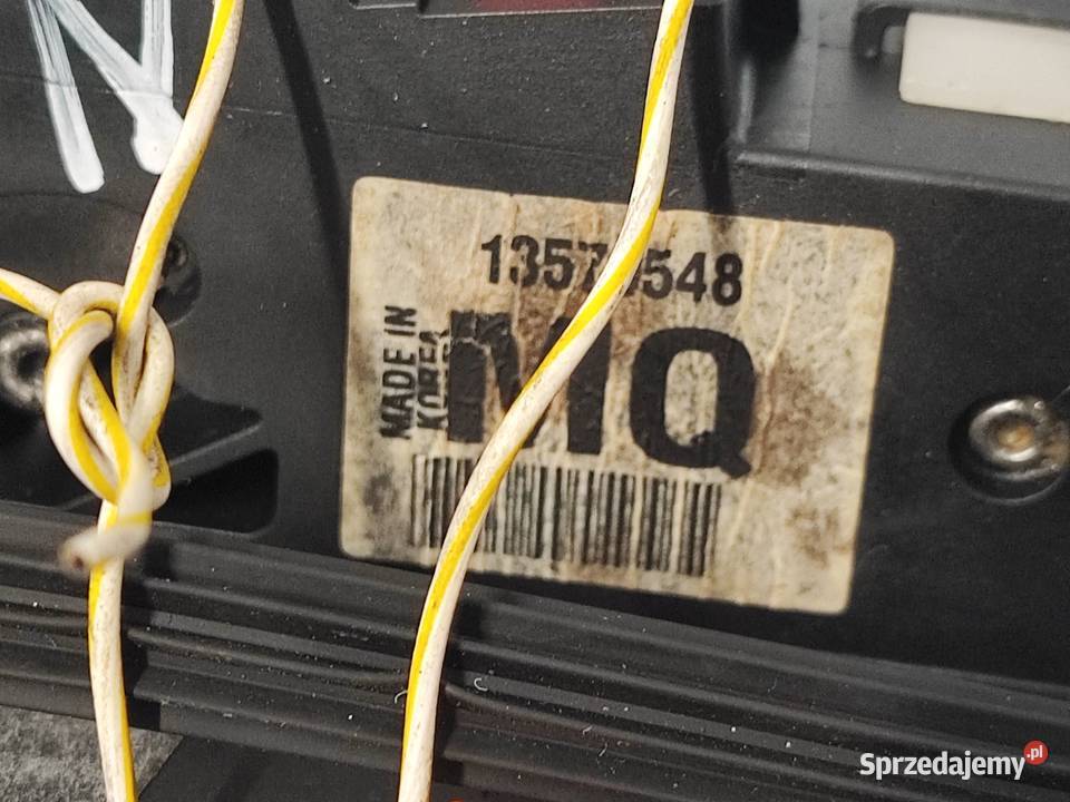 MOKKA 16 18r zamek drzwi prawy tył 13579548 Kielce