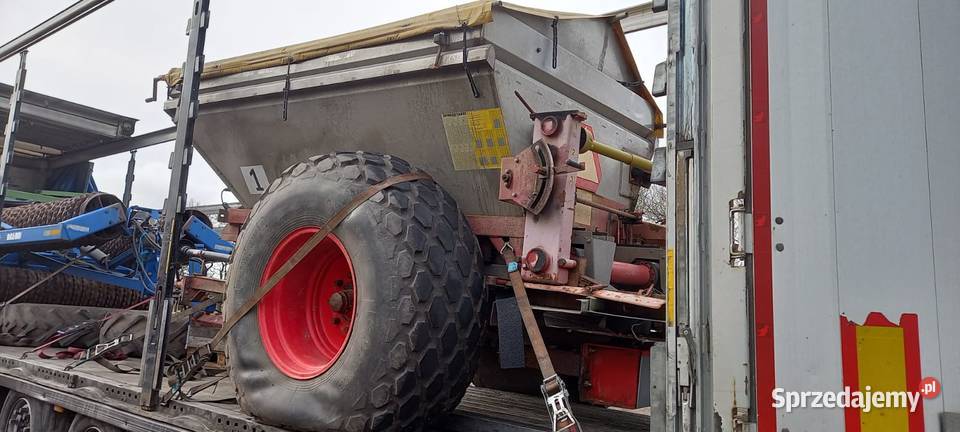 Rozsiewacz Bredal do wapna Nowe Skalmierzyce