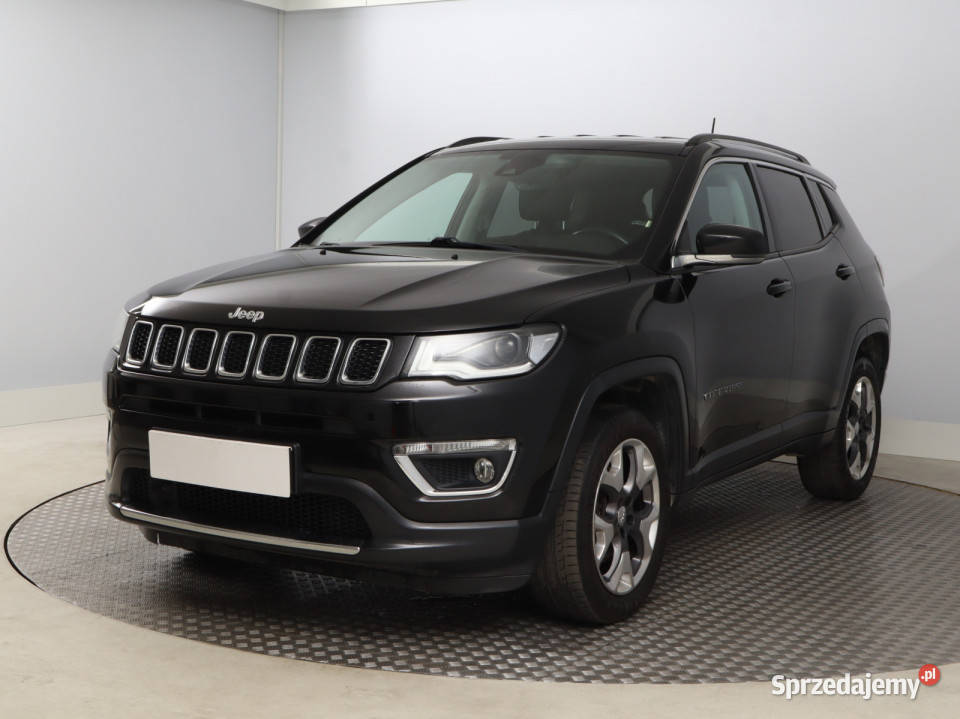 Jeep Compass 14 MultiAir światła przeciwmgielne
