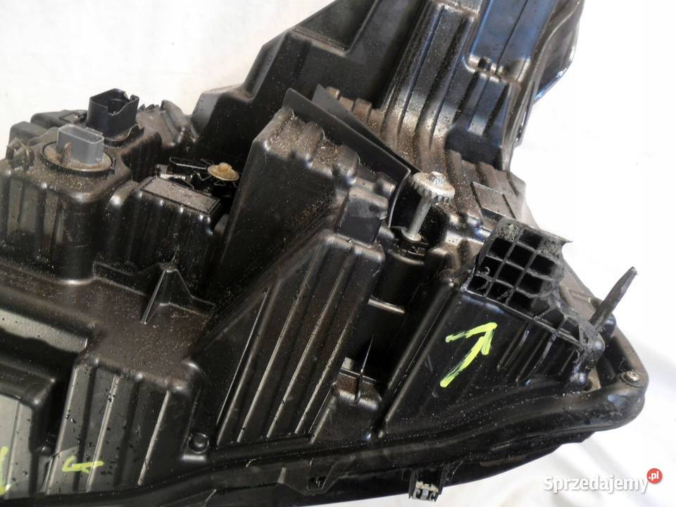 Reflektor XPENG G9 EV 22 prawy przód prawa Nowy Tomyśl