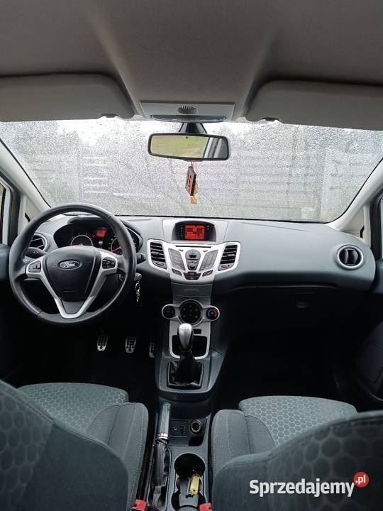 Ford Fiesta Mk 7 16 LPG 2010r Rok produkcji 2010 mazowieckie Garwolin