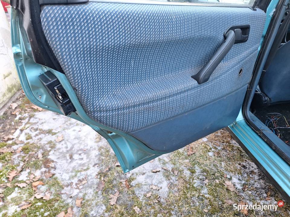 Passat b3 18 benzyna kombi hak klima elektryczne uszkodzony Wolin