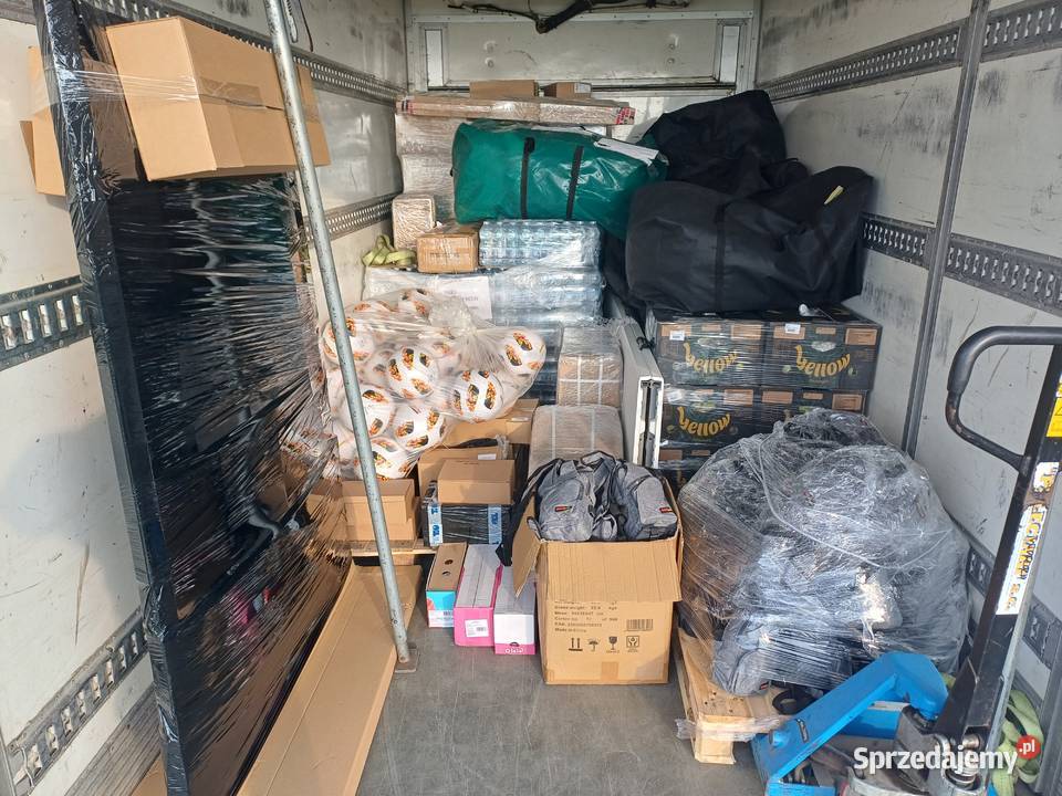 Transport palet i maszyn Kostrzyn auto z windą 8