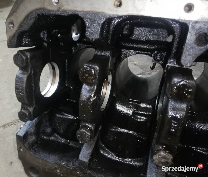 Blok silnika VW Audi 80 20 ABK 115 048 103 021D Sanok