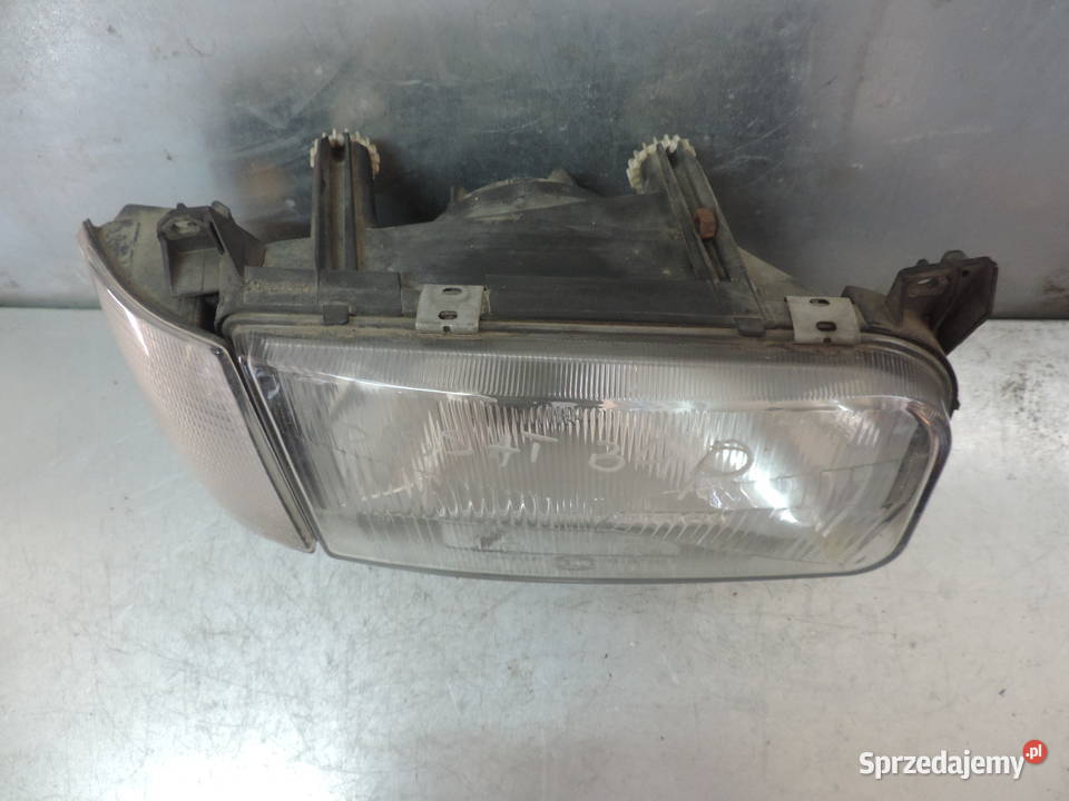 LAMPA PRAWA PRZEDNIA VW PASSAT B4 Nowy Sącz