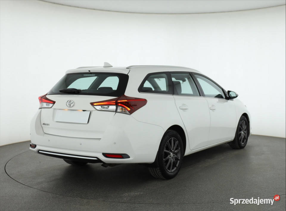 Toyota Auris 16 D4D Piaseczno