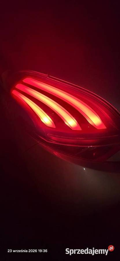 Peugeot 208 16hdi światła przeciwmgielne