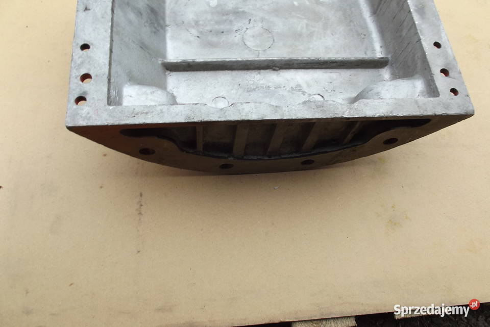 Miska olejowa cześć T 130 Parczew