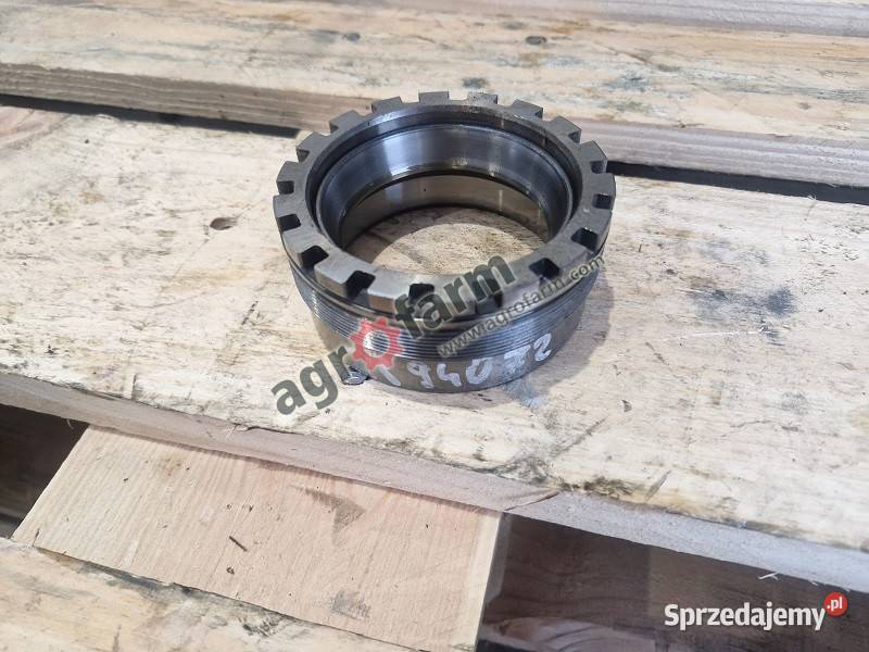 Tulejka John Deere 6155M Byków sprzedam