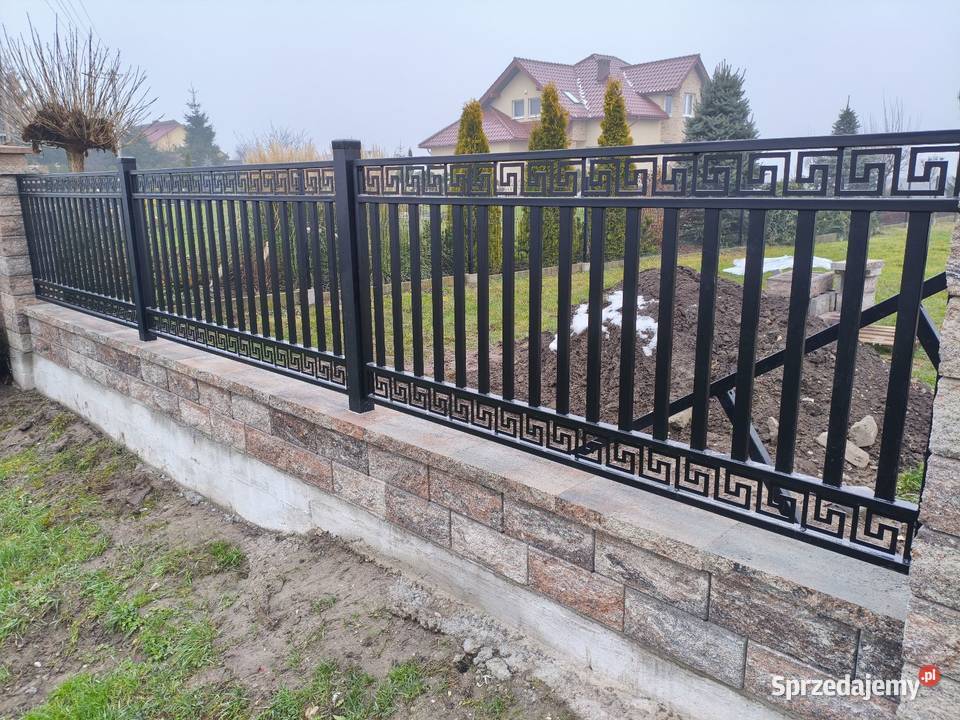 Montaż ogrodzenia