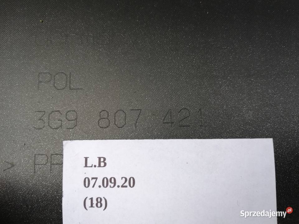 ZDERZAK TYŁ TYLNY VOLKSWAGEN PASSAT B8 KOMBI PDC Nowy Tomyśl