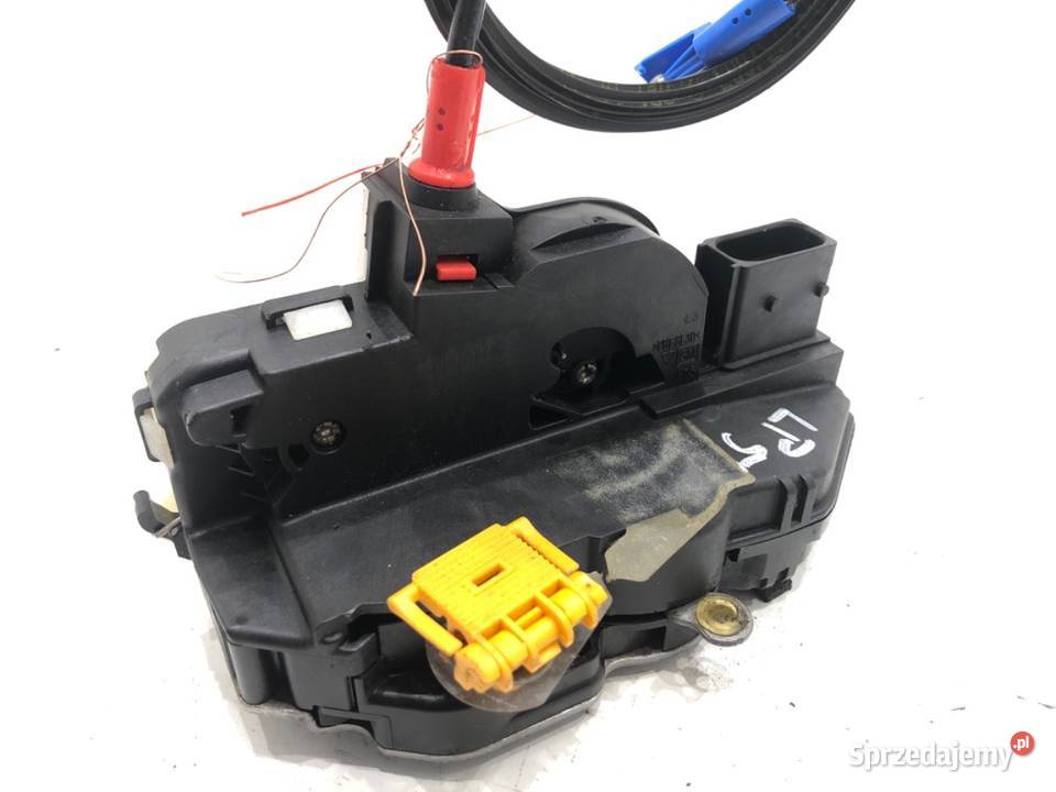 ZAMEK DRZWI LEWY PRZÓD OPEL ZAFIRA C Minivan osobowe