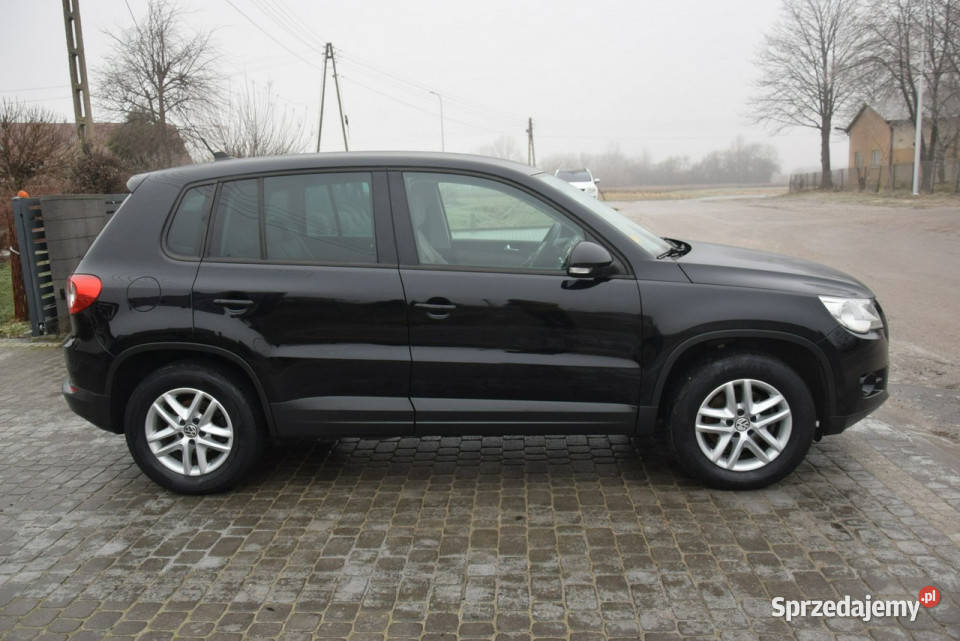 Volkswagen Tiguan 20TDI Navi Kamera Oryginał lakier metallic Majdan Sieniawski sprzedam