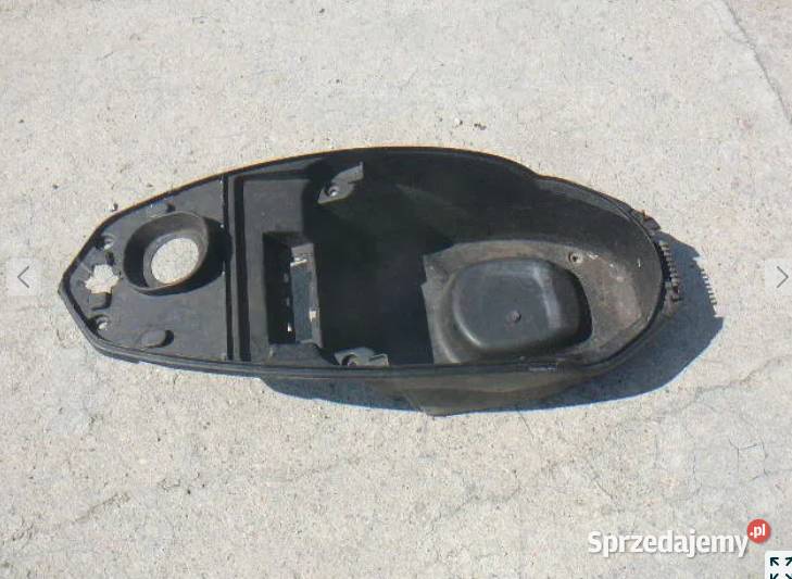 schowek obudowa wypełnienie ramy Peugeot Kisbee wielkopolskie