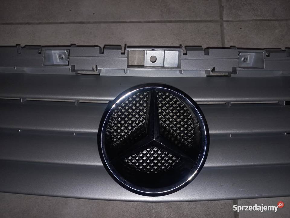 Atrapa Grill przedni Mercedesa W168 Lift osobowe
