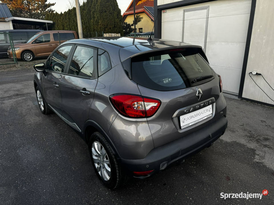 Renault Captur uszkodzony Renault Captur kurtyny powietrzne Gdów