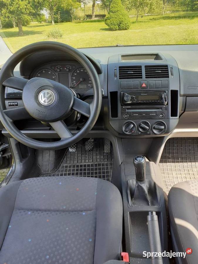 Polo 2004r 12 benzyna Rok produkcji 2004 Nawojowa Góra sprzedam
