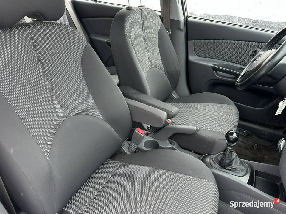 Kia Rio Benzyna klimatyzacja opony wielosezonowe Hatchback Wejherowo