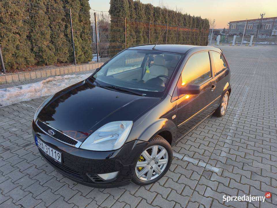 Ford Fiesta GHIAJedyna takaPrywatne auto zajrzeć łódzkie Radomsko