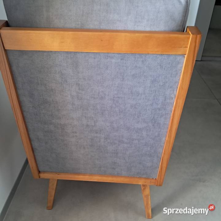 2 fotele projektu Lejkowski Leśniewski sprzedam