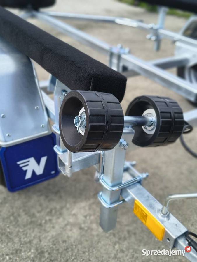 2025 Przyczepa podłodziowasuper wyposażona Plewiska sprzedam