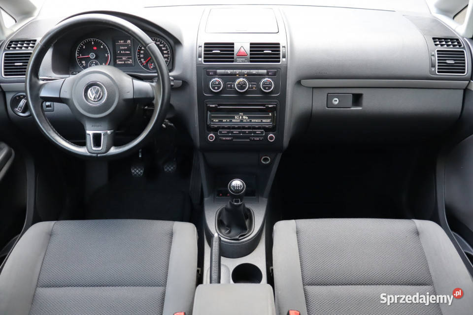 VW Touran 16 TDI pierwszy właściciel Zabrze