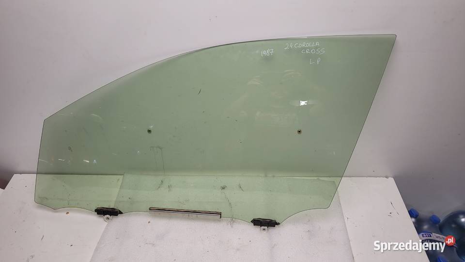 SZYBA DRZWI LEWA PRZEDNIA TOYOTA COROLLA CROSS Rok produkcji 2022 Bochnia