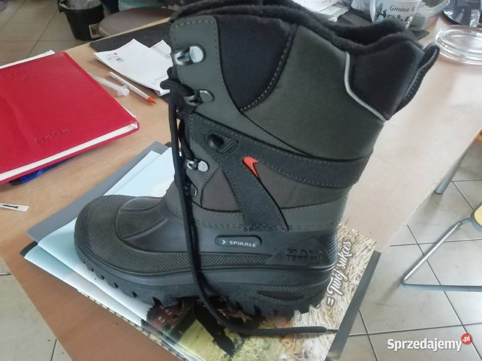 BUTY TREKKINGOWE 39 Kazanów