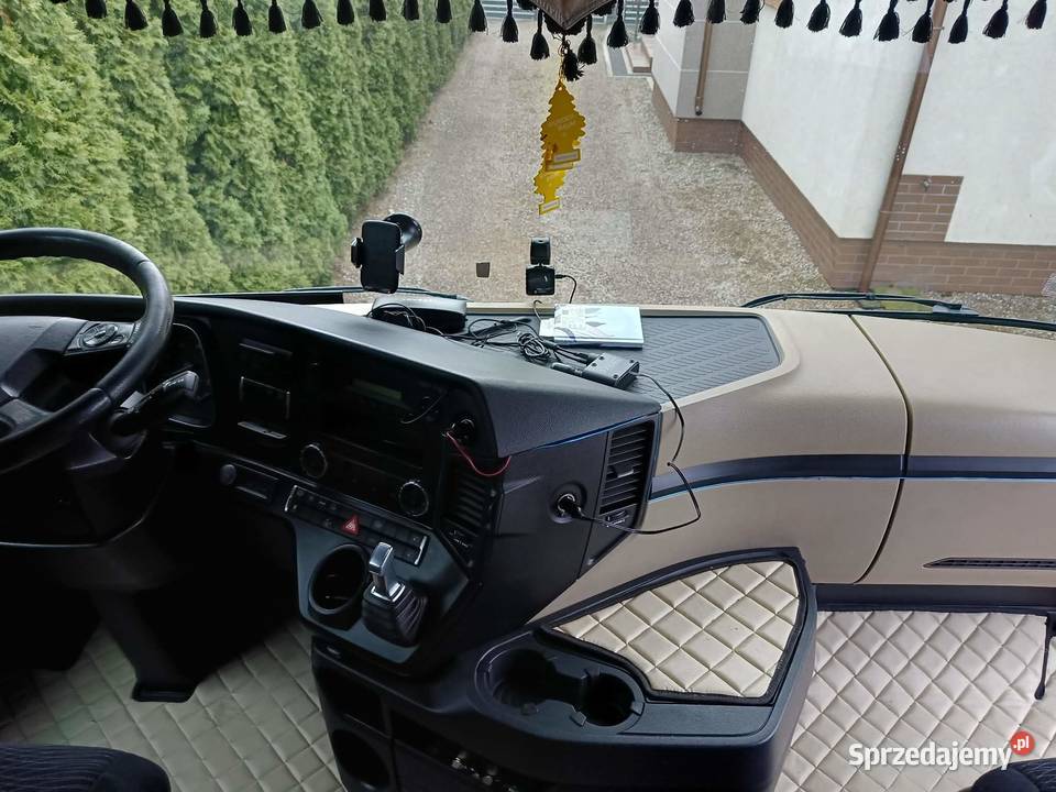 2015 MercedesBenz actros MEGA Ciągniki siodłowe wielkopolskie Zaniemyśl